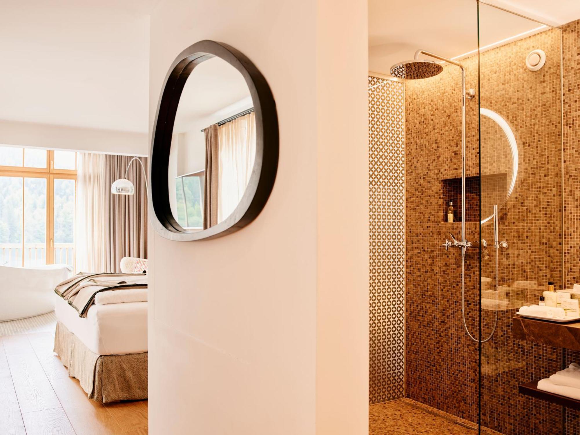 Tauroa Seehotel Grundlsee Zewnętrze zdjęcie